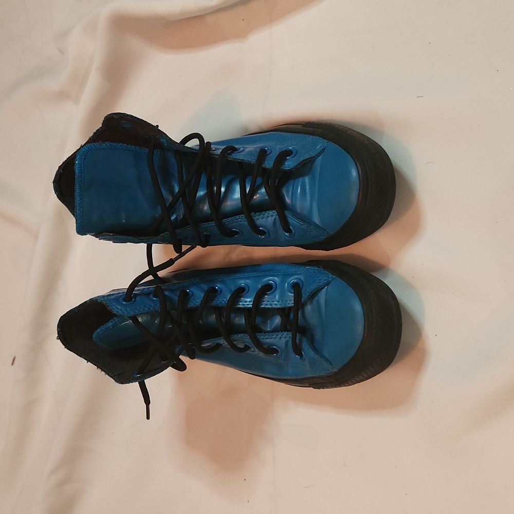 Chuck Taylor All Star Rubber high top shoe with fence lining